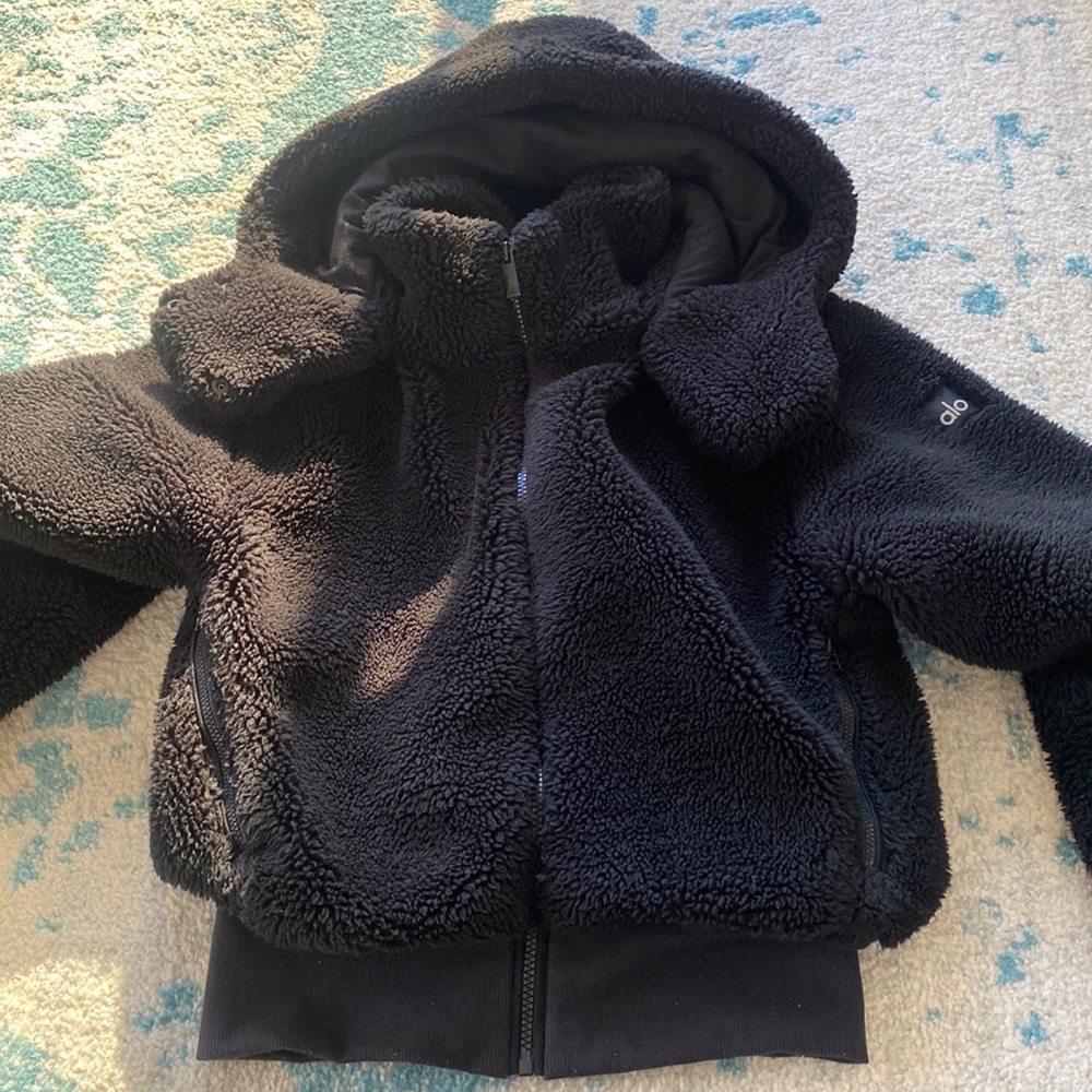 Alo Yoga sherpa jacket black small